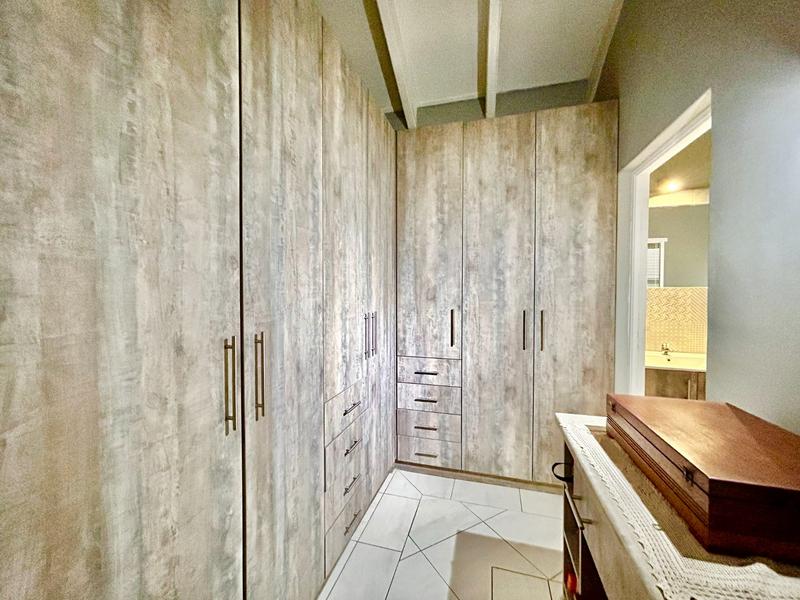 7 Bedroom Property for Sale in Melodie North West